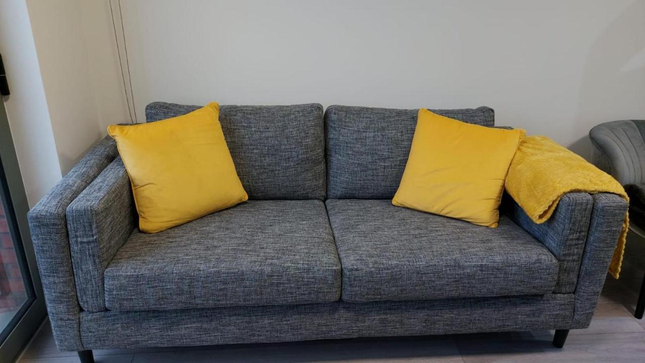 Charming 1-Bed Villa In Liverpool Exteriör bild